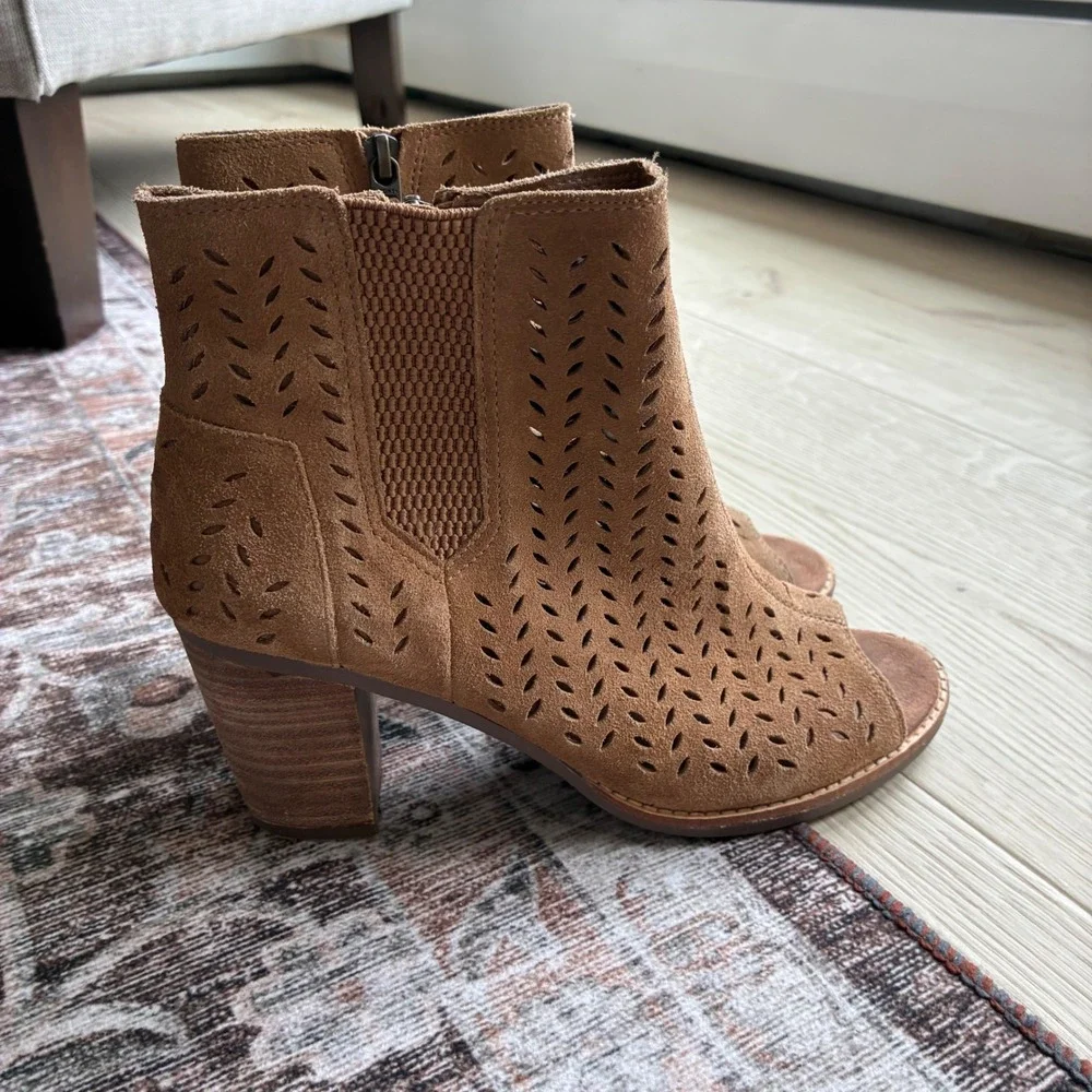 Toms majorca perforated